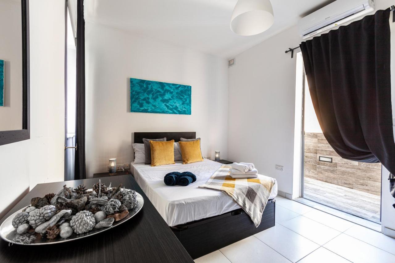 סיינט פול ביי Z4 - Seafront Apartment מראה חיצוני תמונה